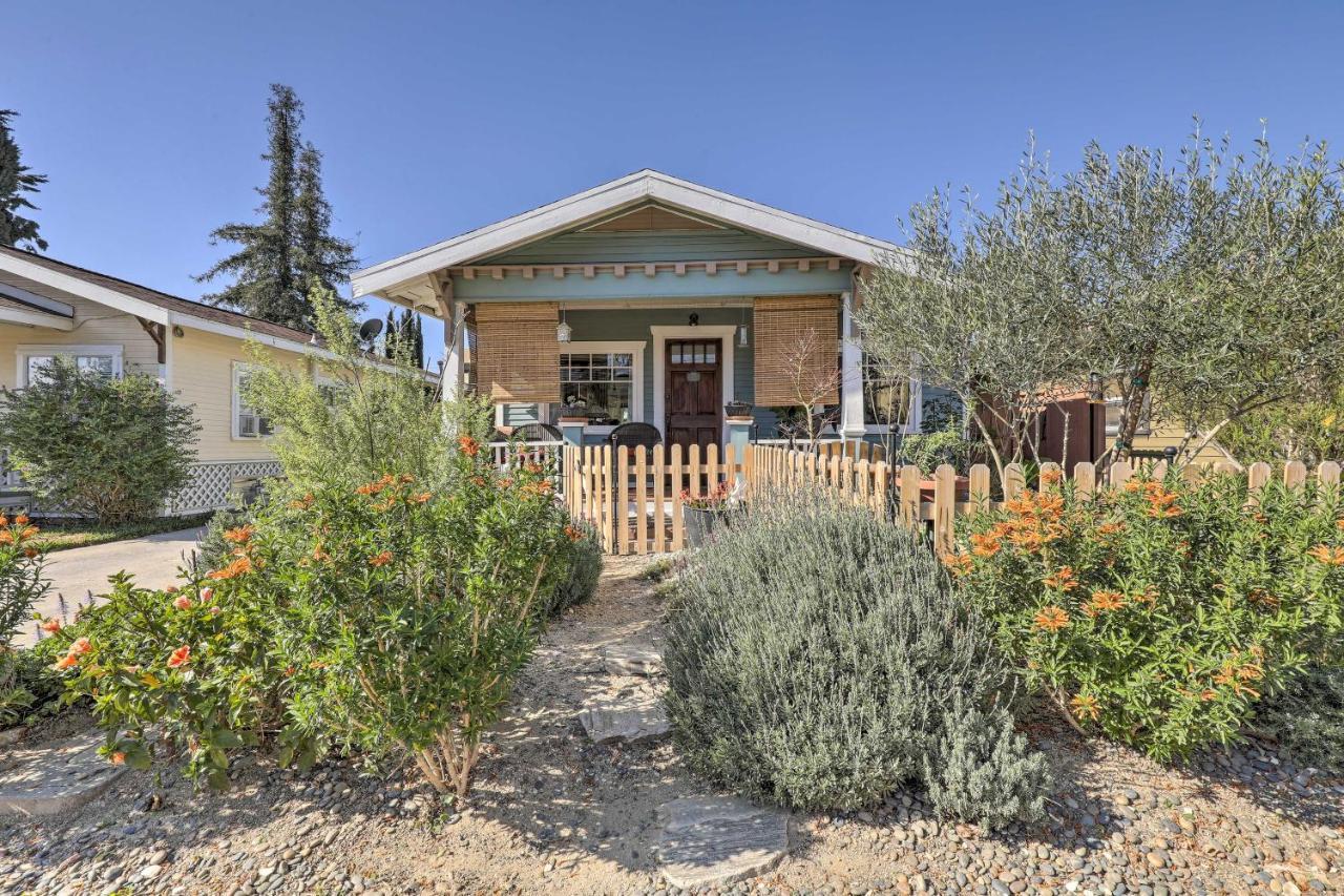 Charming Craftsman Cottage With Garden And Hot Tub! 풀러턴 외부 사진